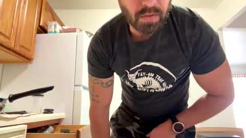 Snapshot of dblum75 chatting on 02-28-26, 05:25 dblum75 online show from 02-28-26, 05:25