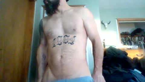 Snapshot of ddady22 chatting on 02-08-25, 12:39 ddady22 online show from 02-08-25, 12:39