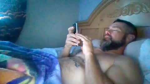 Snapshot of ddady22 chatting on 09-21-25, 11:12 ddady22 online show from 09-21-25, 11:12