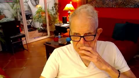 Snapshot of ddaldd chatting on 04-01-26, 01:52 NOLADon online show from 04-01-26, 01:52
