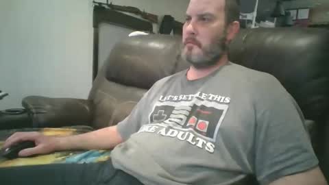 Snapshot of ddboobman chatting on 04-25-26, 01:08 want girl to play with me online show from 04-25-26, 01:08