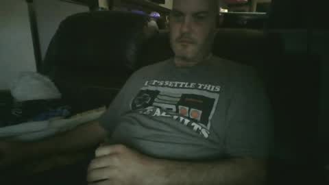 Snapshot of ddboobman chatting on 05-10-26, 03:50 want girl to play with me online show from 05-10-26, 03:50
