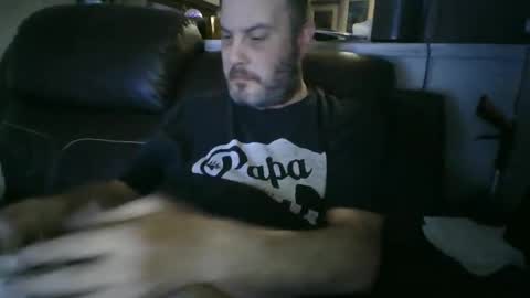 Snapshot of ddboobman chatting on 05-25-26, 05:41 want girl to play with me online show from 05-25-26, 05:41
