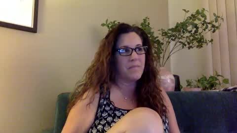 DDMolly online show from 12-29-24, 05:53