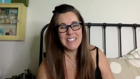 DDMolly online show from 01-02-25, 08:02