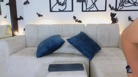 Andres online show from 10-31-25, 12:11