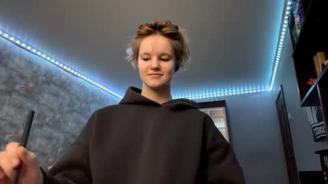 Sabrine online show from 01-13-26, 01:05