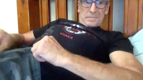 deanofflove2210 online show from 12-06-24, 10:16