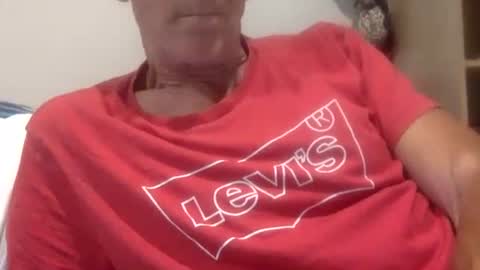 Snapshot of deanofflove221000 chatting on 11-11-25, 07:14 deanofflove221000 online show from 11-11-25, 07:14