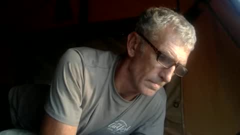 Snapshot of deanofflove221000 chatting on 01-15-26, 11:04 deanofflove221000 online show from 01-15-26, 11:04