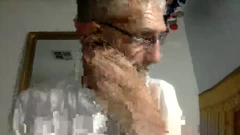 Snapshot of deanofflove221000 chatting on 02-27-26, 10:15 deanofflove221000 online show from 02-27-26, 10:15