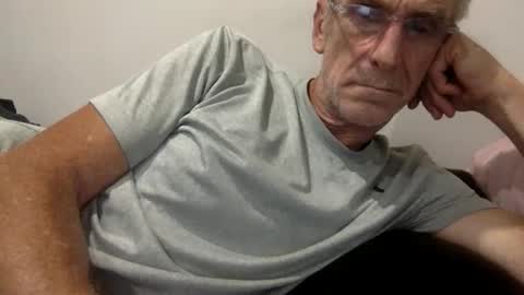 deanofflove221000 online show from 03-19-26, 08:46