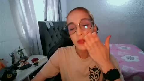 Juliet online show from 09-16-25, 10:00