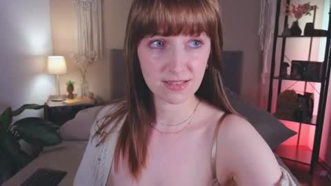 Moa . online show from 03-12-26, 08:59