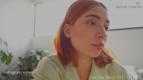 Snapshot of dearnina chatting on 12-19-24, 03:52 NINA   30OFF online show from 12-19-24, 03:52
