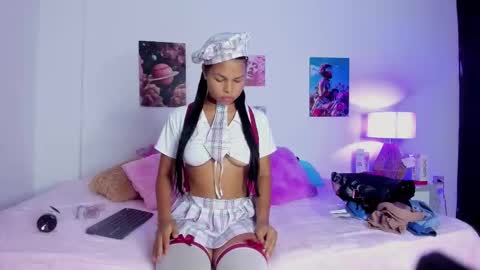 debbie_hans online show from 10-31-25, 11:11