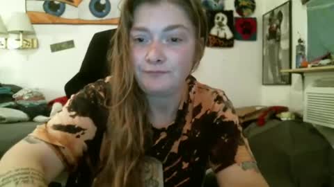 DEBBIE online show from 10-31-25, 01:23