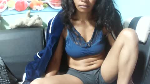 Snapshot of debbierisex chatting on 06-14-26, 03:08 DebbieRiseX online show from 06-14-26, 03:08