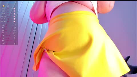 Snapshot of debbiewood chatting on 12-27-24, 06:35 DeboraDebbieDee online show from 12-27-24, 06:35