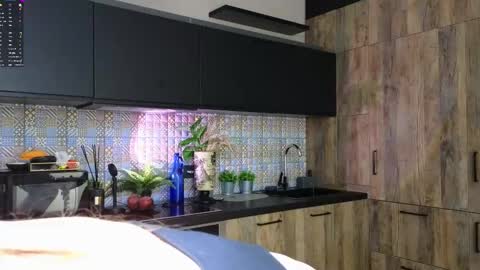 Eva online show from 03-02-26, 06:04