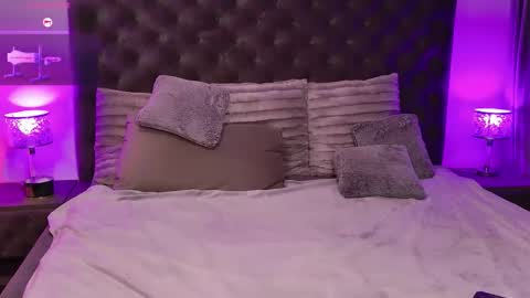 Snapshot of debinnyneanalover chatting on 04-25-26, 08:39 debinnyneanalover online show from 04-25-26, 08:39