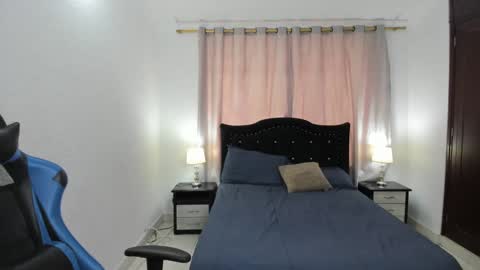  Dbora  online show from 03-08-25, 08:14