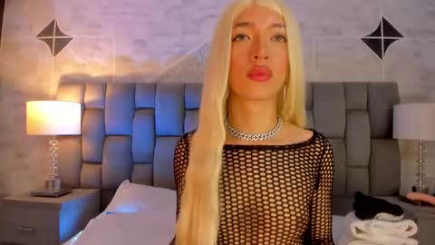 Snapshot of deboracopper chatting on 03-19-26, 11:53 DeboraCooper online show from 03-19-26, 11:53