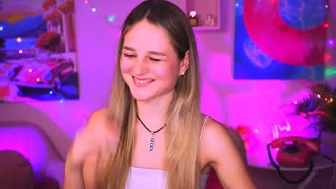 Snapshot of deboralarson chatting on 01-08-25, 04:33 Debora online show from 01-08-25, 04:33