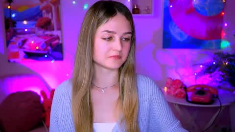 Snapshot of deboralarson chatting on 02-07-25, 09:37 Debora online show from 02-07-25, 09:37