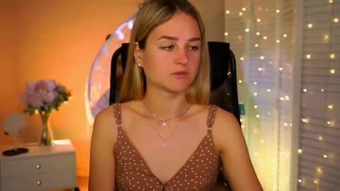 Snapshot of deboralarson chatting on 06-01-26, 03:19 Debora online show from 06-01-26, 03:19