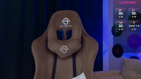 Snapshot of debugmee chatting on 02-16-26, 02:07 Samuel online show from 02-16-26, 02:07