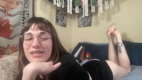 Snapshot of decemberholiday chatting on 02-22-26, 04:24 decemberholiday online show from 02-22-26, 04:24