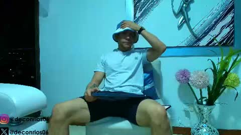Snapshot of deconrios chatting on 06-14-26, 02:46 Santiago online show from 06-14-26, 02:46