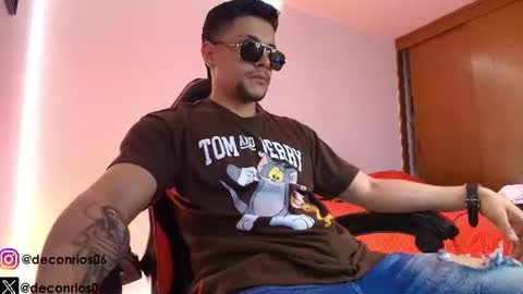 Snapshot of deconrios chatting on 06-20-26, 12:14 Santiago online show from 06-20-26, 12:14