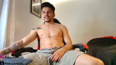 Snapshot of deconrios chatting on 07-15-26, 03:12 Santiago online show from 07-15-26, 03:12