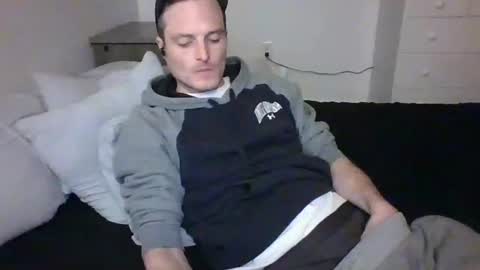 Dee4dayz online show from 10-23-25, 02:44