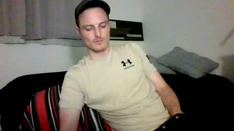 Snapshot of dee4dayz19 chatting on 07-28-26, 01:45 Dee4dayz online show from 07-28-26, 01:45