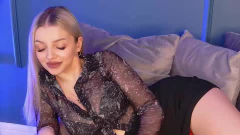 Snapshot of deeavip chatting on 02-21-26, 06:47 DeeaVIP online show from 02-21-26, 06:47