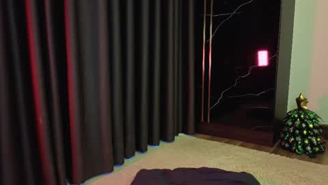 deedeedoll online show from 12-22-25, 01:24