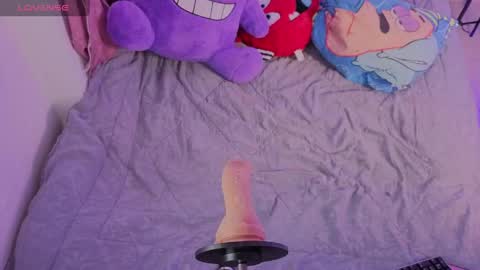 Snapshot of deepfun_ chatting on 05-16-26, 09:24 Mabel 3 online show from 05-16-26, 09:24