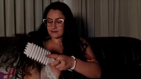 Snapshot of deesseluxure_ chatting on 06-15-26, 04:36 Andre online show from 06-15-26, 04:36