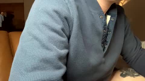 Snapshot of deeyungguy chatting on 12-02-24, 08:00 more content and goodies online show from 12-02-24, 08:00