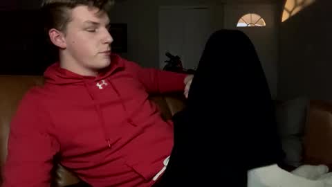 Snapshot of deeyungguy chatting on 12-11-24, 09:34 more content and goodies online show from 12-11-24, 09:34