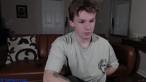 Snapshot of deeyungguy chatting on 02-05-25, 09:15 more content and goodies online show from 02-05-25, 09:15