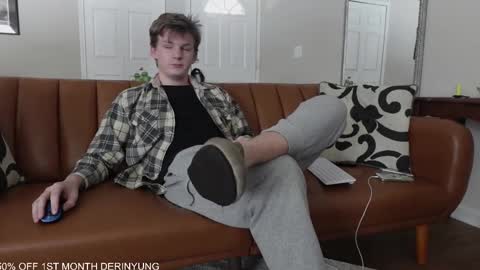 Snapshot of deeyungguy chatting on 02-14-25, 07:02 more content and goodies online show from 02-14-25, 07:02