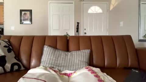 Snapshot of deeyungguy chatting on 03-03-25, 09:05 more content and goodies online show from 03-03-25, 09:05