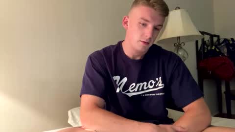 Snapshot of deeyungguy chatting on 09-16-25, 07:15 more content and goodies online show from 09-16-25, 07:15