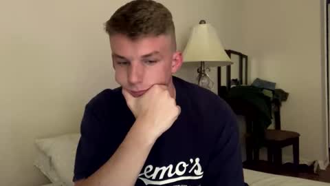 Snapshot of deeyungguy chatting on 09-29-25, 06:57 more content and goodies online show from 09-29-25, 06:57