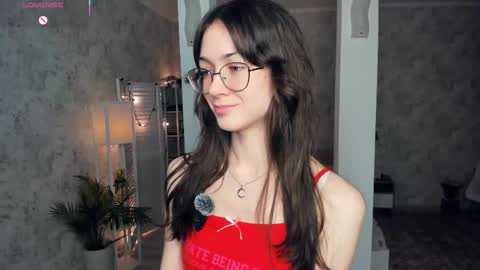 Snapshot of defeded_lovee chatting on 11-23-25, 07:46 Amy online show from 11-23-25, 07:46