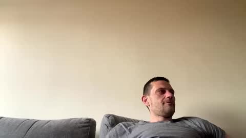 Snapshot of defloy chatting on 01-01-25, 12:33 Defloy online show from 01-01-25, 12:33